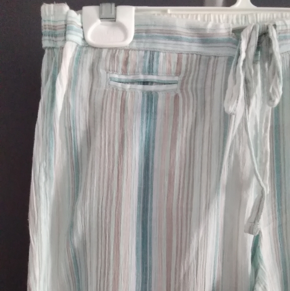 🌟HP🌟COLUMBIA Sportswear Capri's - Picture 3 of 6